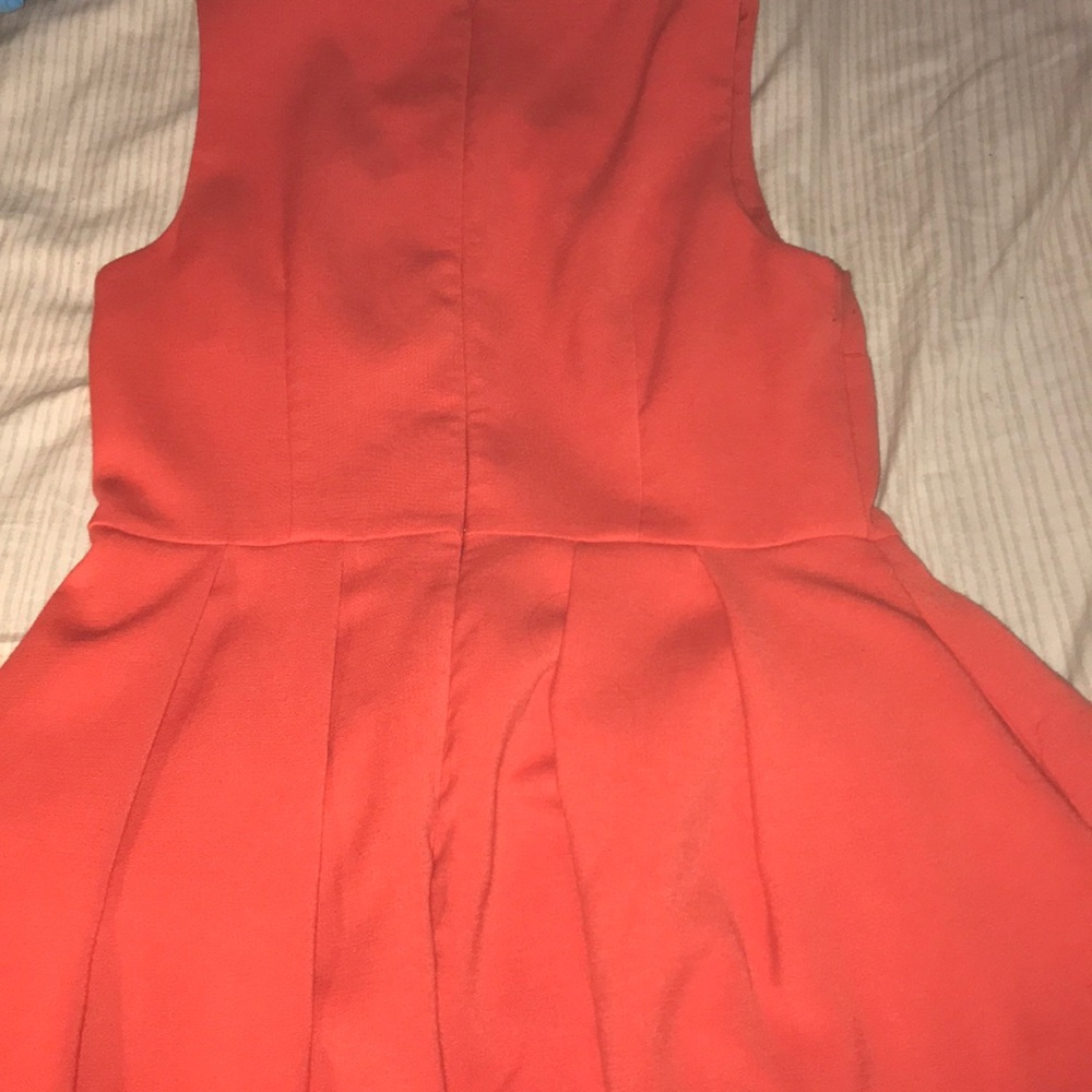 Dress - Picture 4 of 4